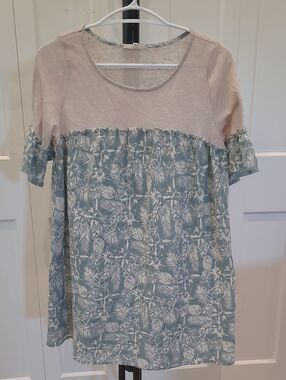 easel Pink Yoke Blue Floral Print Tunic